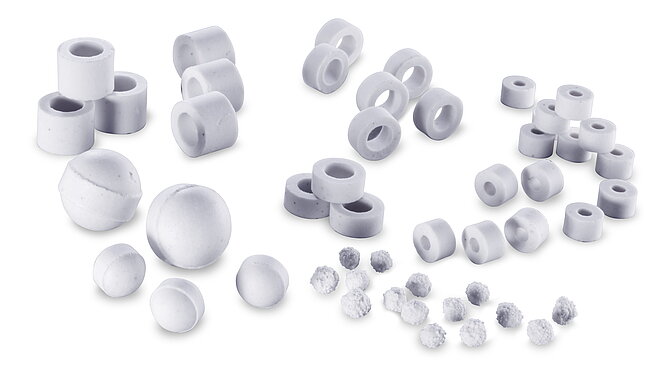 ceramic catalyst carriers for the chemical industry